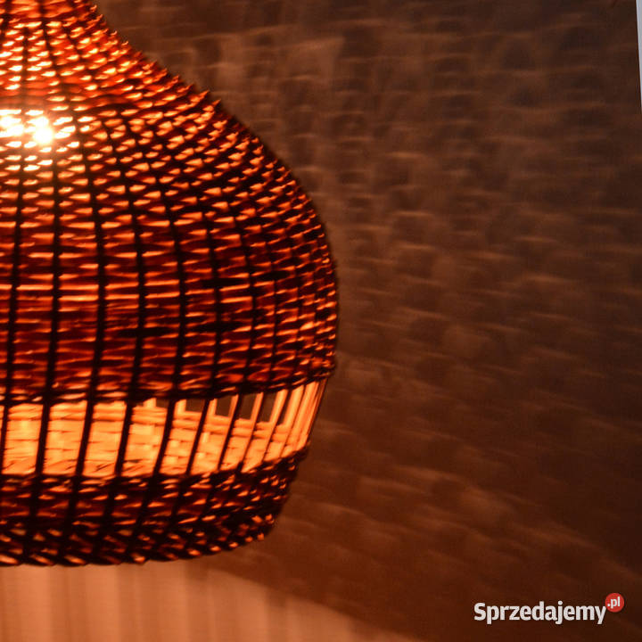 Lampa sufitowa z wiklinowym kloszem Dania lata mazowieckie Warszawa