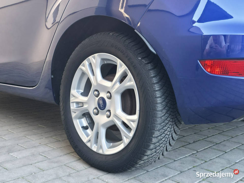 Ford Fiesta 125 Benzyna Serwisowany Gwarancja garażowany świętokrzyskie