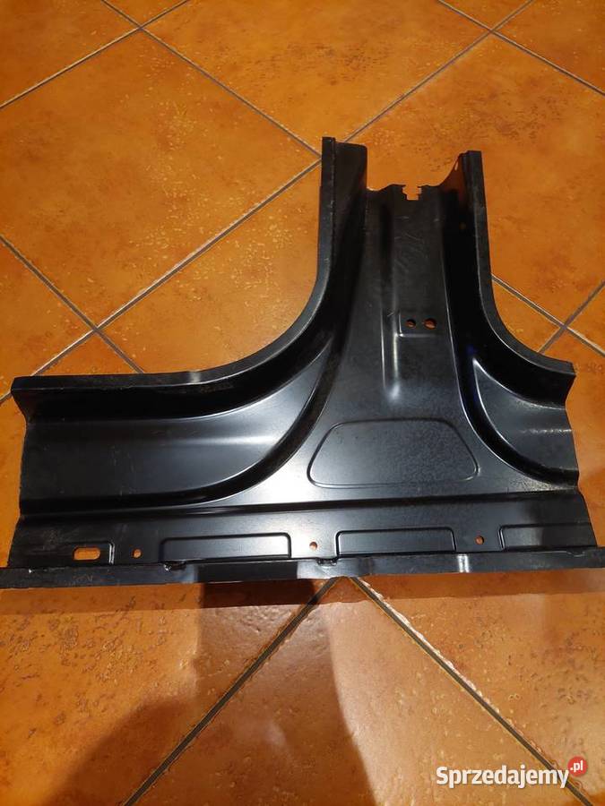 SKODA ENYAQ SŁUPEK ŚRODKOWY POSZYCIE Rybnik