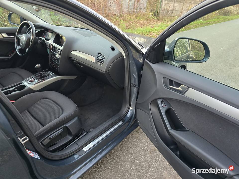 Audi A4 2009r 20 tdi 120 lakier metallic mazowieckie Pionki