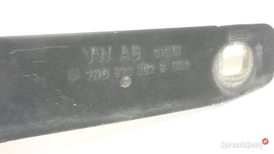 ZAWIAS MASKI PRAWY 7N0823302B LEWY 7N0823301B Rakoniewice