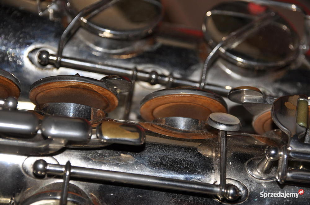 Saksofon tenorowy z ustnikiem Ruda Śląska
