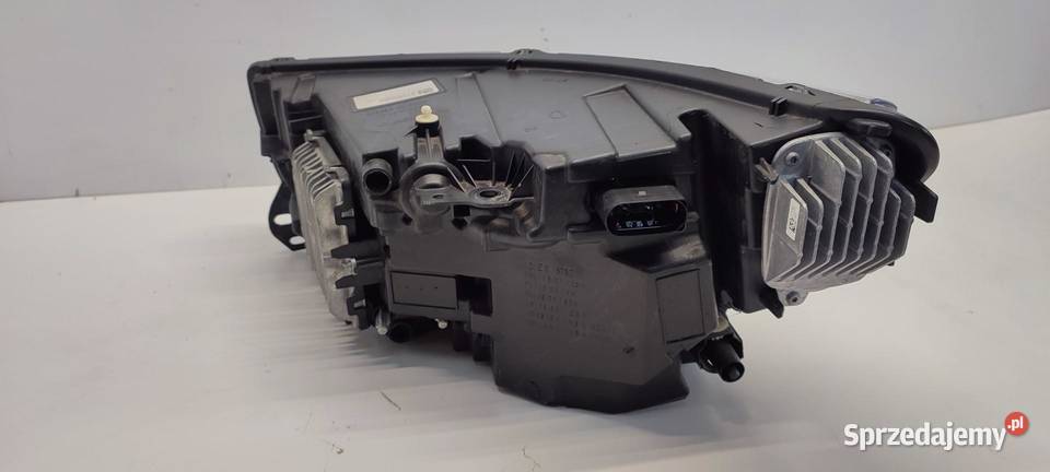 VOLVO XC40 LAMPA PRAWY PRZÓD ANGLIK RHD 31655986 dolnośląskie sprzedam