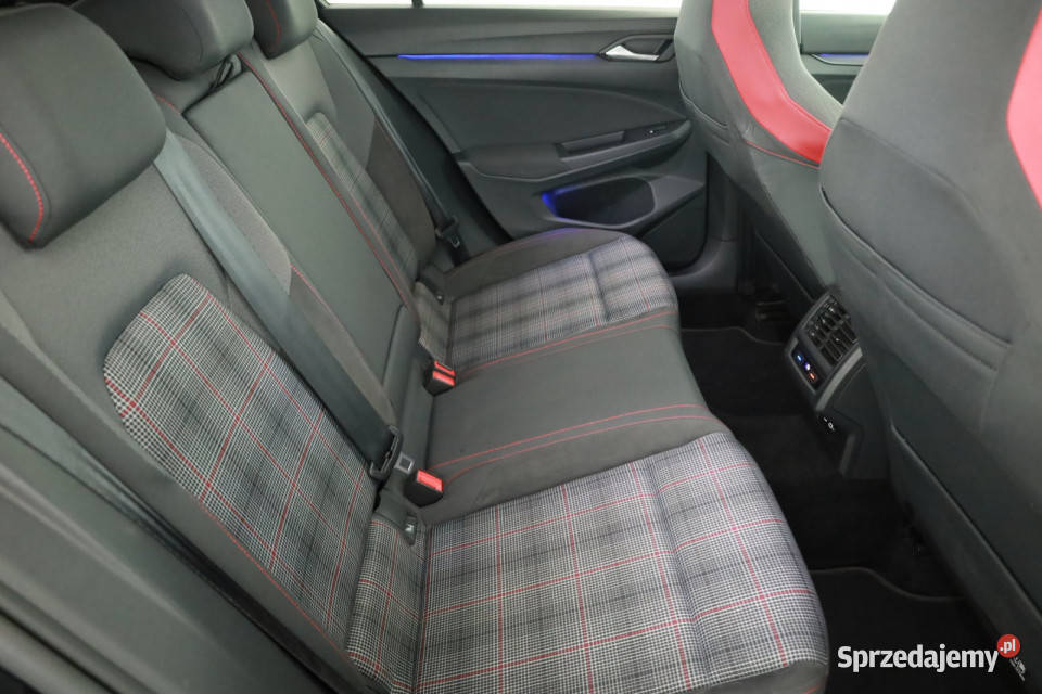 VW Golf 20 GTI nieuszkodzony