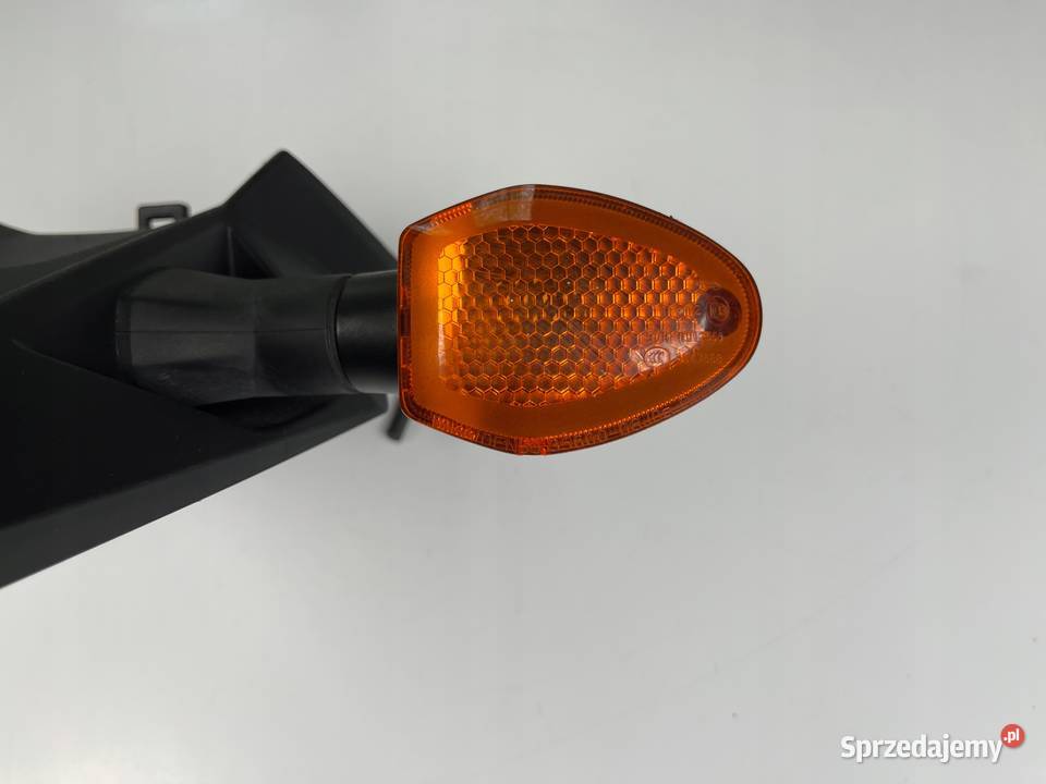 SUZUKI GSR 750 1116 Mocowanie tablicy kierunki