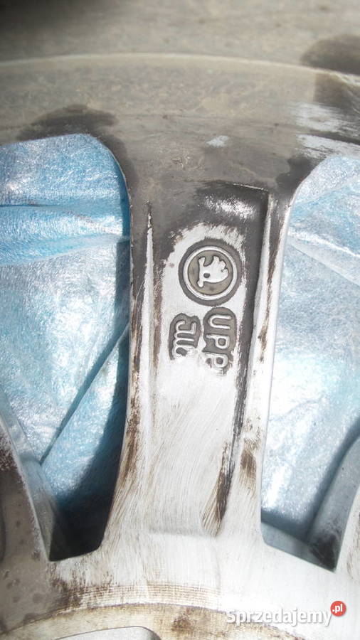 Skoda Octavia III Felga ALU 16J65ET46 Części sprzedam