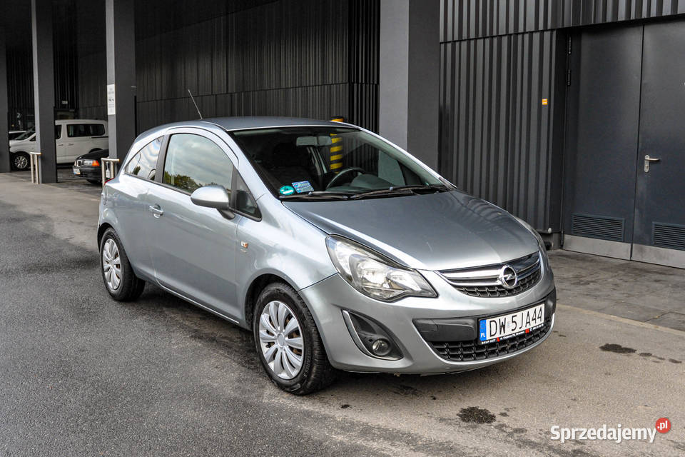 Opel Corsa 14 LPG Lift 2011 r benzyna+LPG