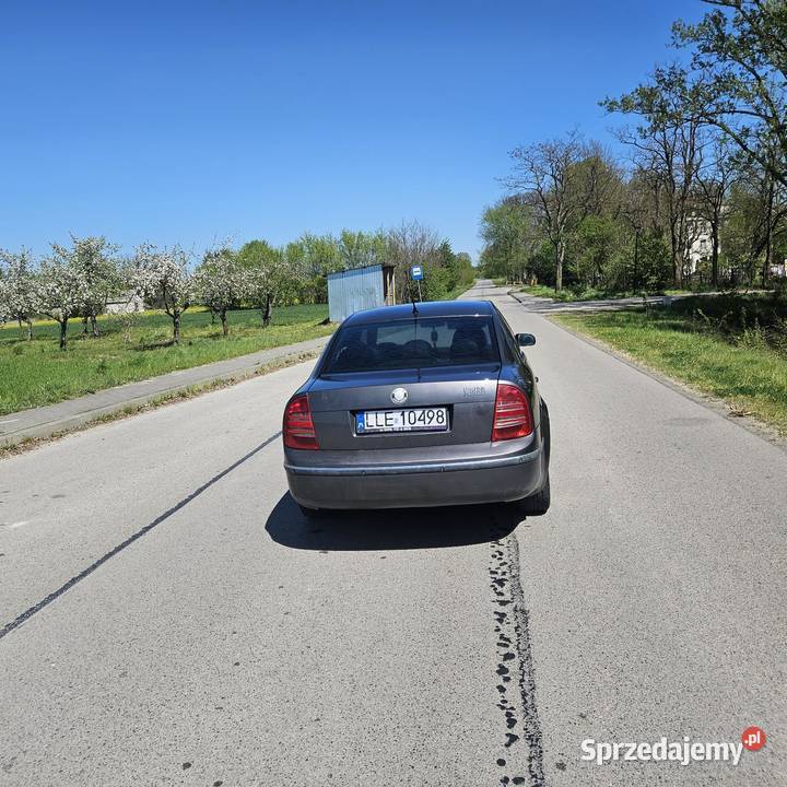 Skoda SuperB 19 tdi skóra xenon