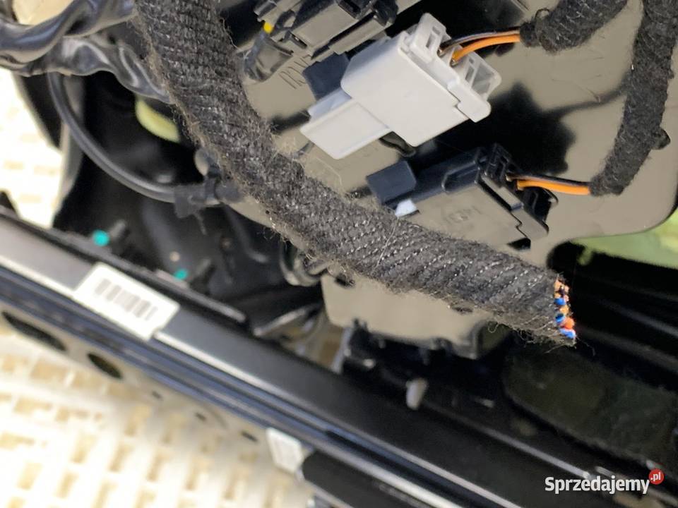 FOTELE KANAPA BOCZKI KOMPLET OPEL MOKKA osobowe