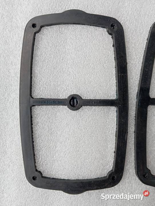 USZCZELKI DEKLI GŁOWICY SILNIKA DNIEPR Niemodlin