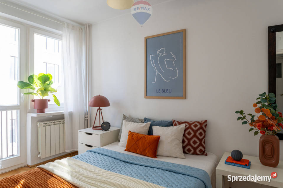 2 pokoje w centrum Warszawywidok na skyline Warszawa