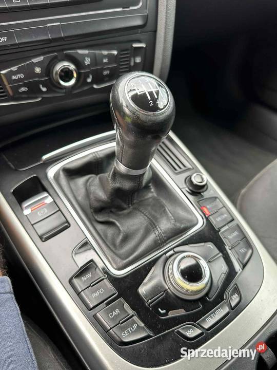 AUDI A4 B8 Kombi 2009 20 TDI 143 Xenon Navigacja tempomat A4 dolnośląskie Jelenia Góra