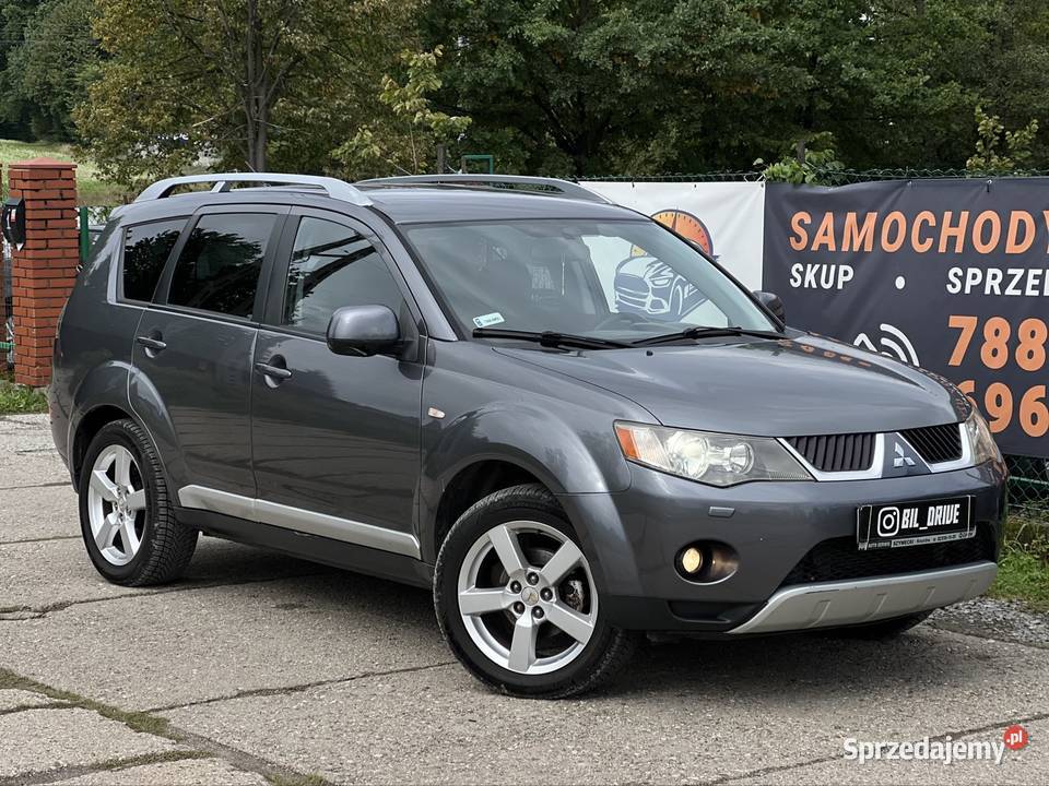 Mitsubishi Outlander 4x4 diesel 7 osobowy