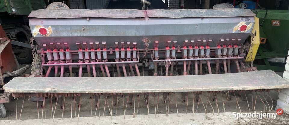 Sprzedam agregat uprawowosiewny z siewnikiem Garbowice