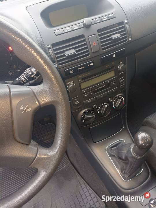 Toyota Avensis 18 benzyna hatchback 130KM śląskie