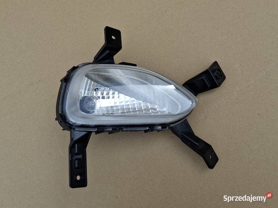 HYUNDAI I20 II LIFT HALOGEN PRAWY LAMPA PRAWA Światła do jazdy dziennej DRL Bieleń