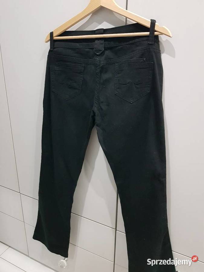 Damskie spodnie z czarnego jeansu Rozmiar 38(M) Dąbrowa Górnicza