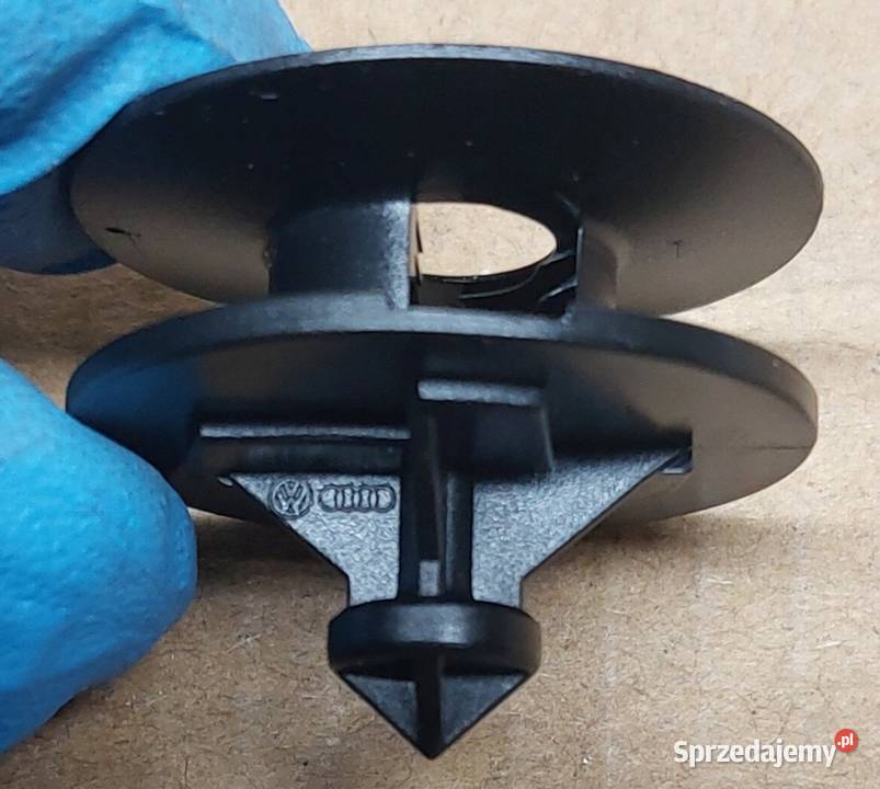 SPINKA TAPICERKI VW GOLF III VENTO ORYGINAŁ dolnośląskie Mielęcin sprzedam