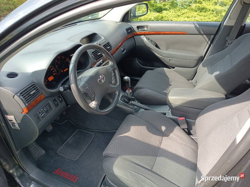 Toyota Avensis D4D T25 diesel CD Świecie