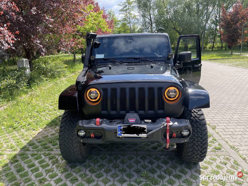 Jeep Wrangler JKU przygotowany na trasę i Wrocław
