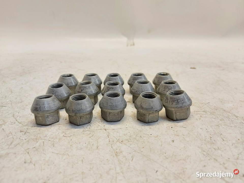 TESLA MODEL Y 2 NAKRĘTKI DO KÓŁ 15