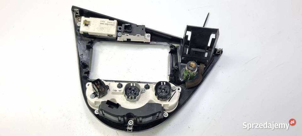 PANEL KLIMATYZACJI FORD FOCUS MK1 Pozostałe sprzedam