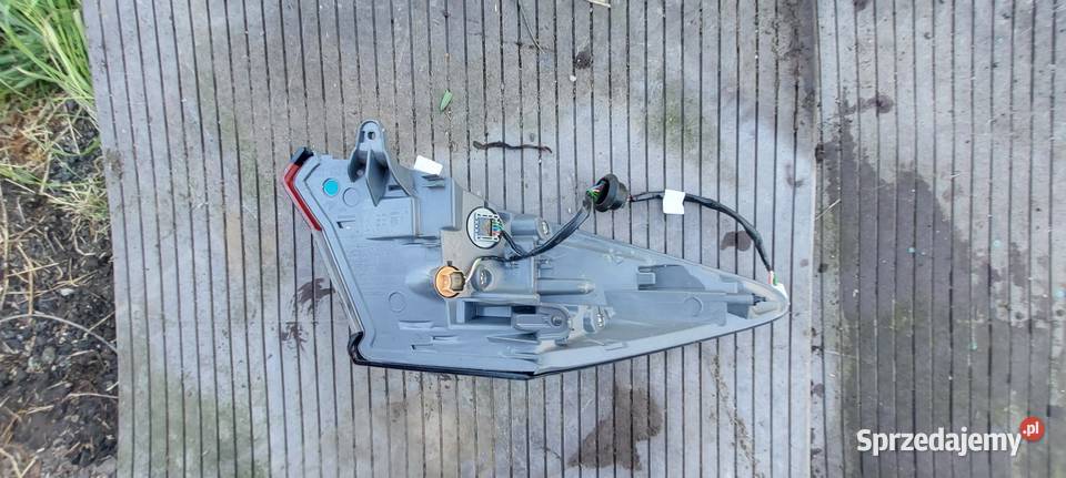 HONDA CIVIC lift 2016 2017 LAMPA TYŁ PRAWA LED Byków