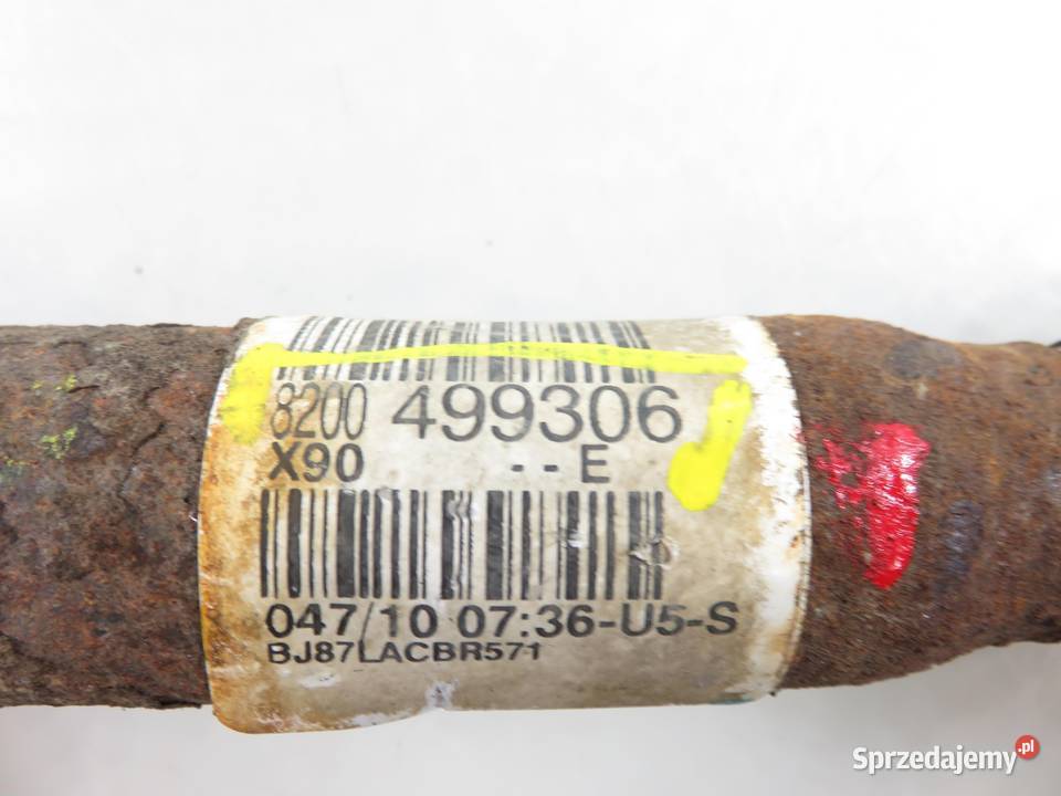 PÓŁOŚ PRAWA PRZEDNIA DACIA SANDERO I 16