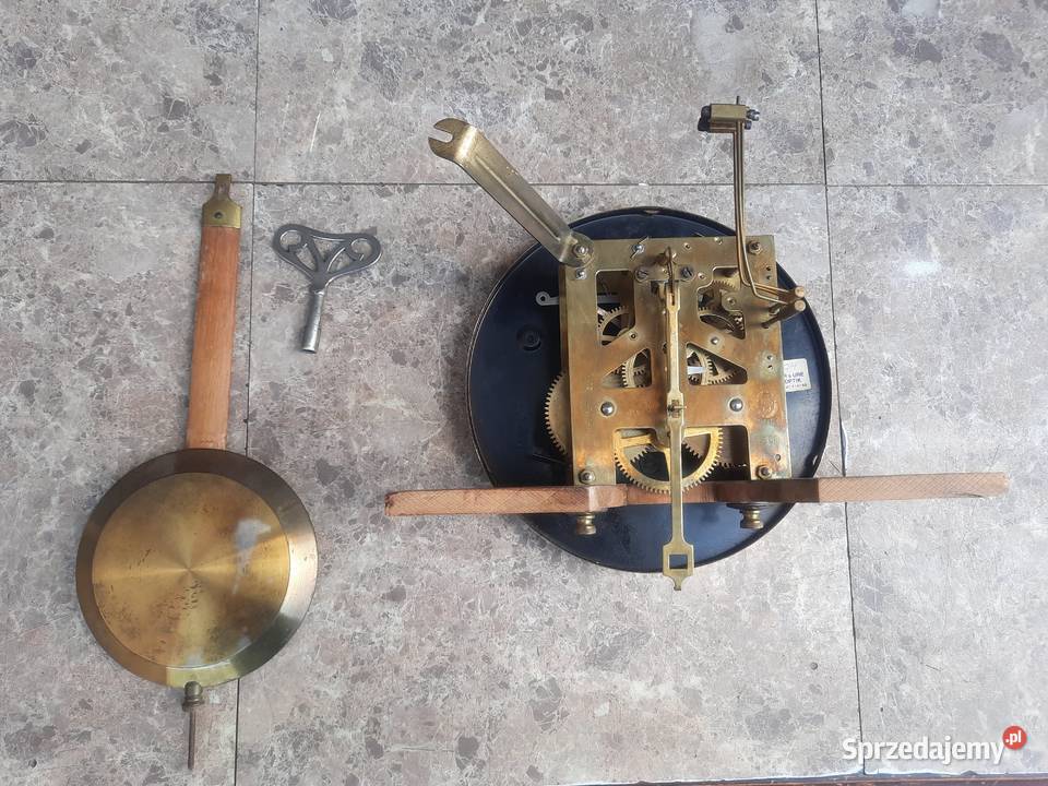 Stary zegar ścienny pokojowy KS sprawny film Tczew sprzedam