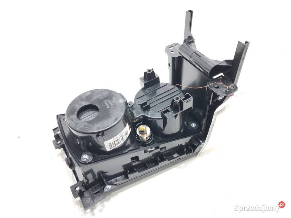 UCHWYT NA NAPOJE VOLVO V60 I 30781413 1018 Kombi