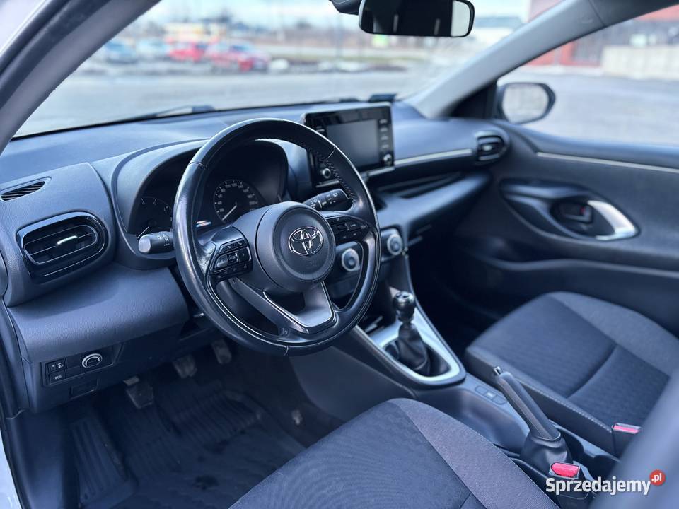 Toyota Yaris 15 LPG 125 Salon Polska kupiony w polskim salonie małopolskie Nowy Sącz sprzedam