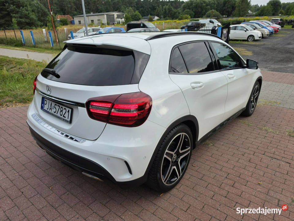 Mercedes GLA 220 Mercedes GLA 220 4 Matic pakiet podgrzewane fotele Mercedes-Benz Cielcza
