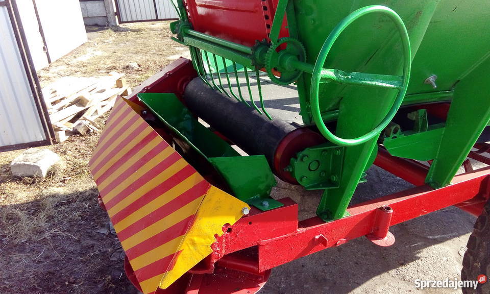 Rozsiewacz wapna RCW Piast nieuszkodzony Lubień Kujawski