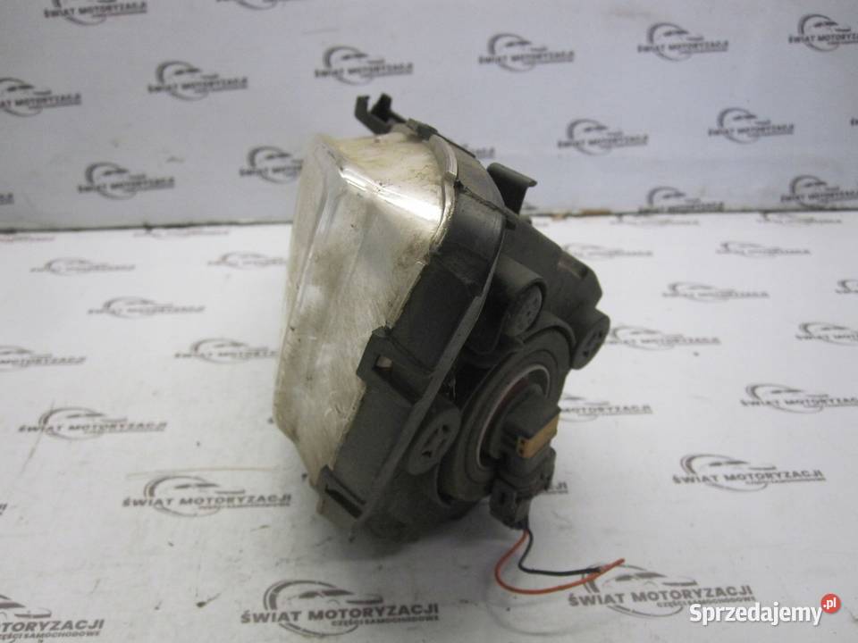 HYUNDAI i40 12r halogen lewy przód 922013Z010 osobowe Kielce