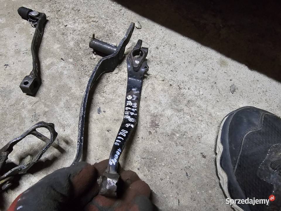 Suzuki DR 600 650 stopka wajcha hamulca biegów Jelenia Góra