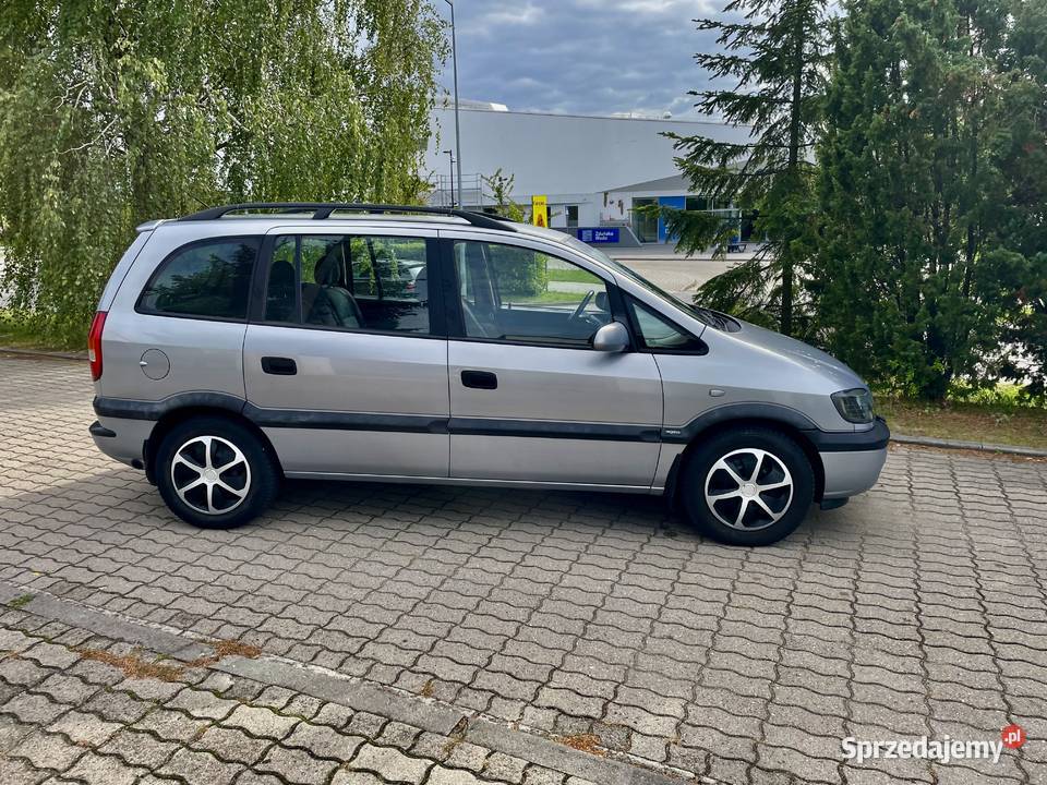ŚlicznyZadbanyOpelZafira2000r18Gaz7OsobowyMożZami Zafira Zduńska Wola