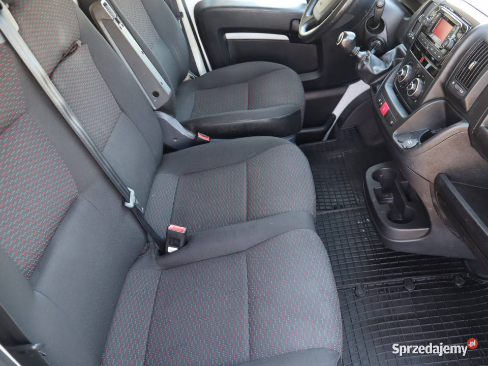 Peugeot Boxer 22 BlueHDi czujnik parkowania Katowice
