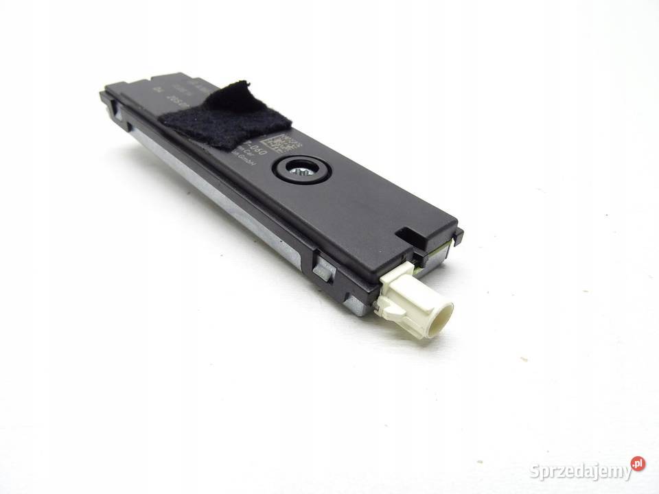 WZMACNIACZ ANTENY ANTENOWY 8U0035225A AUDI Q3 8U