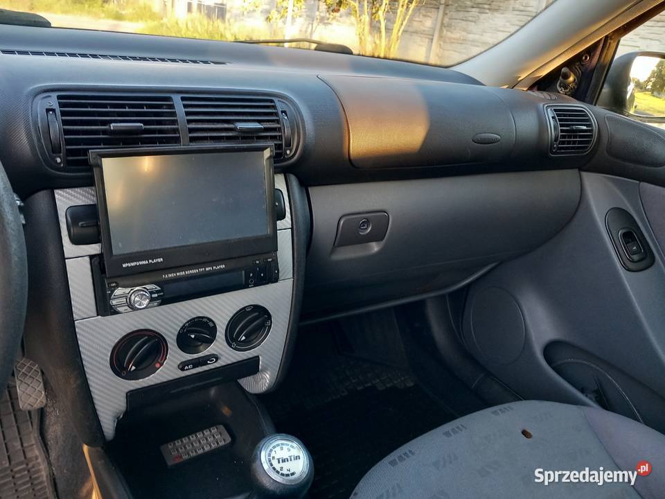 Seat Leon I radio Piotrków Trybunalski