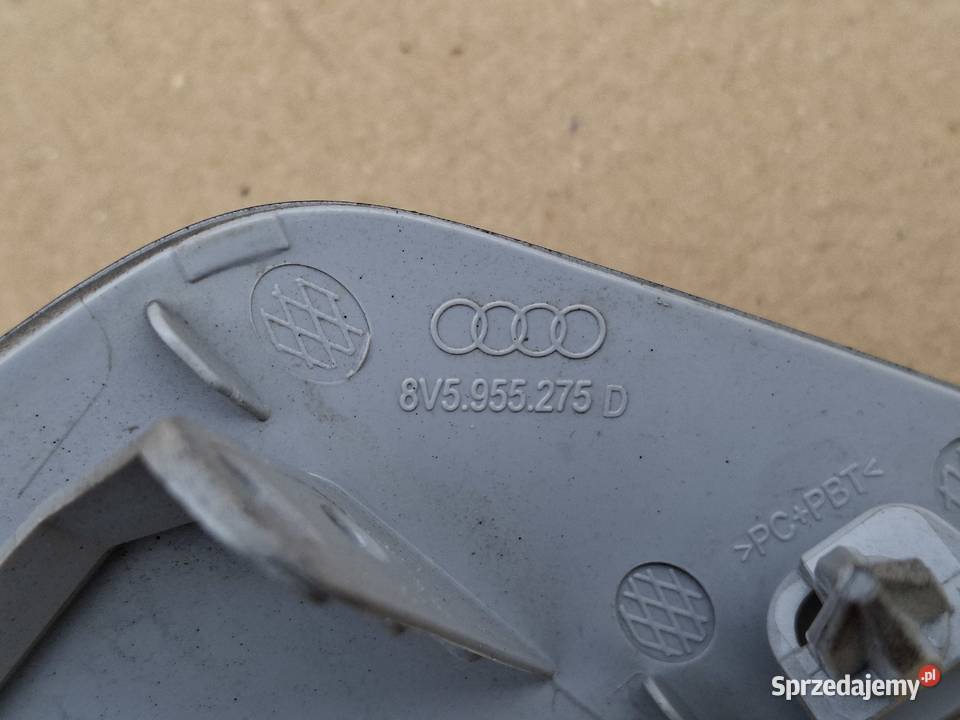 AUDI RS3 LIFT SEDAN ZAŚLEPKA SPRYSKIWACZA LEWA Kargowa