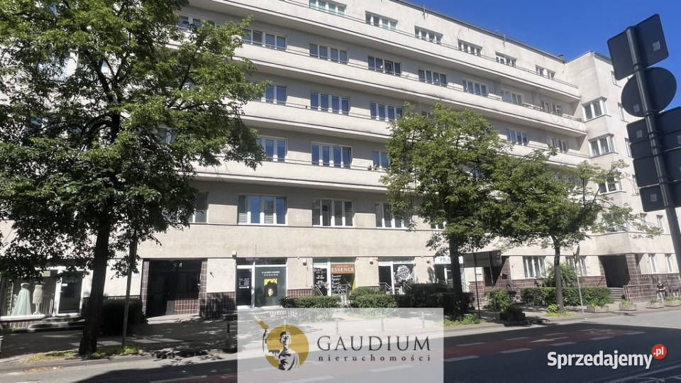 Lokal w centrum Gdyni z witryną pomorskie Gdynia