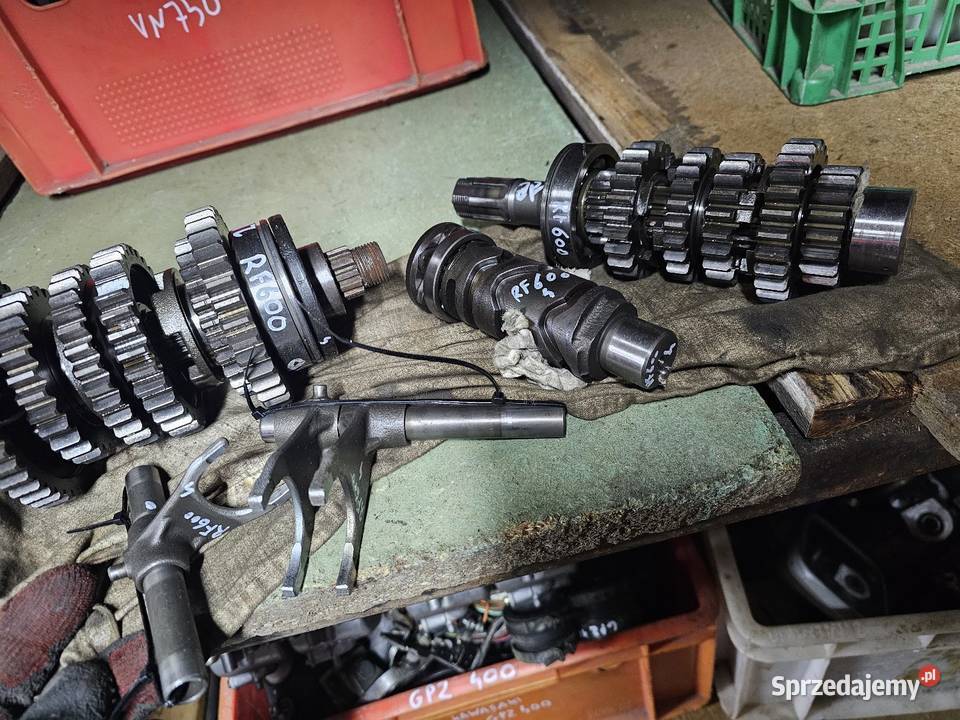 Suzuki RF 600 skrzynia biegów tryb tryby wałek Jelenia Góra