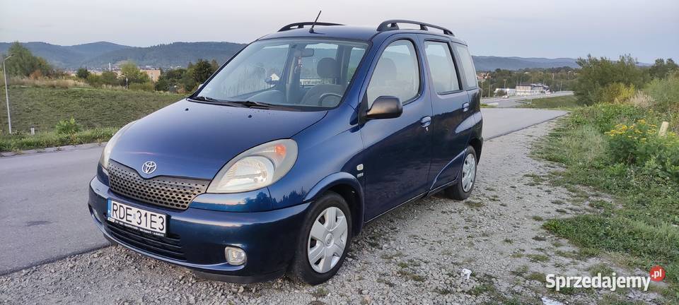Toyota Yaris Verso Rok produkcji 2002 podkarpackie