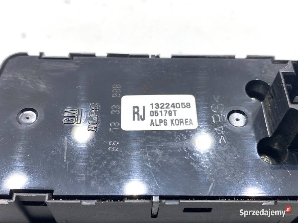 PRZEŁĄCZNIK SZYB OPEL VECTRA C 13224058 0209 osobowe