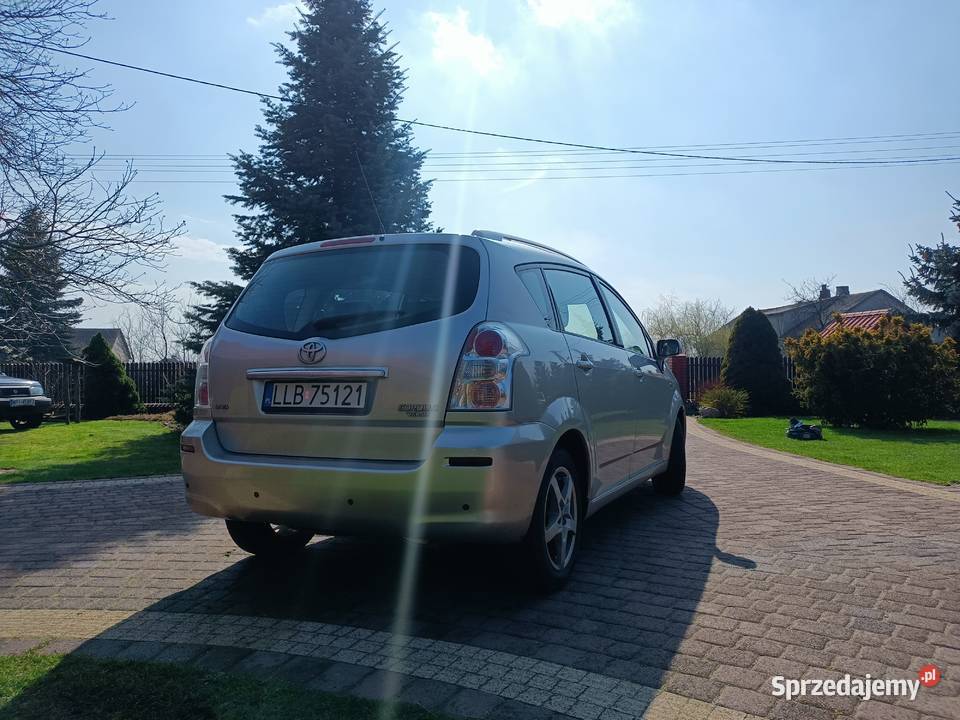 Toyota Corolla Verso 18 BENZYNAGAZ STAN 7 osób Rok produkcji 2009 Toyota Przytoczno