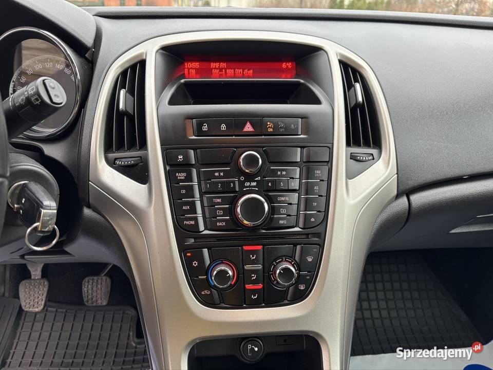 Opel Astra J 14 14 benz 101 Stan Idalny Klima warmińsko-mazurskie Iława