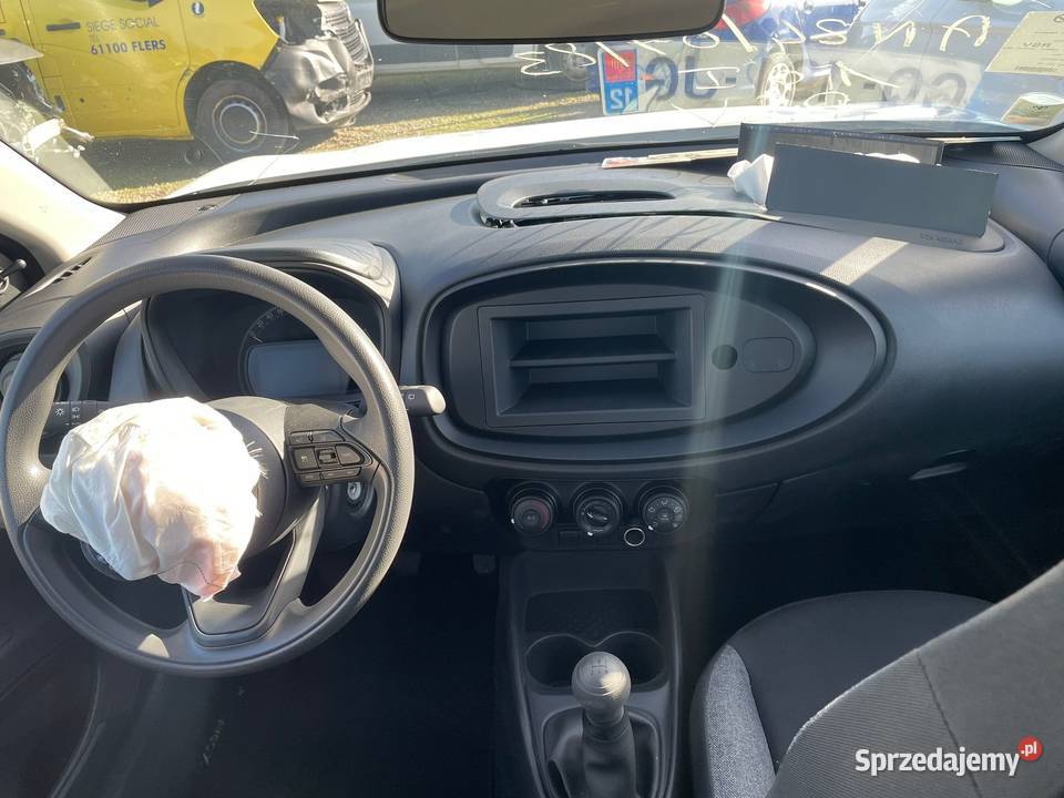 TOYOTA Aygo X 10 VVTi 72 GQ191 Łódź