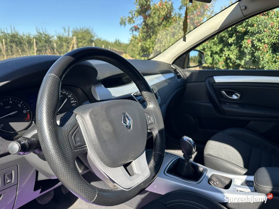Renault Laguna III Salon 20 Benzyna 140 Liftback nieuszkodzony Mogielnica