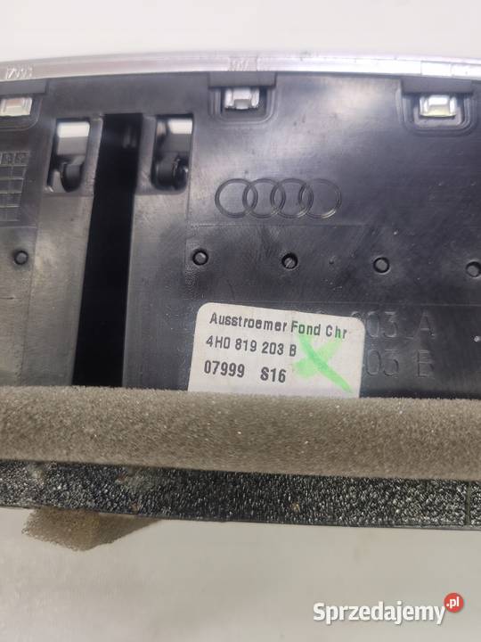 KRATKA NAWIEWU TYŁ AUDI A8 D4 4H0819203B osobowe Przystajń