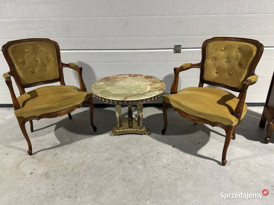 Ładne stylowe fotele ludwikowskie Sławoszewek